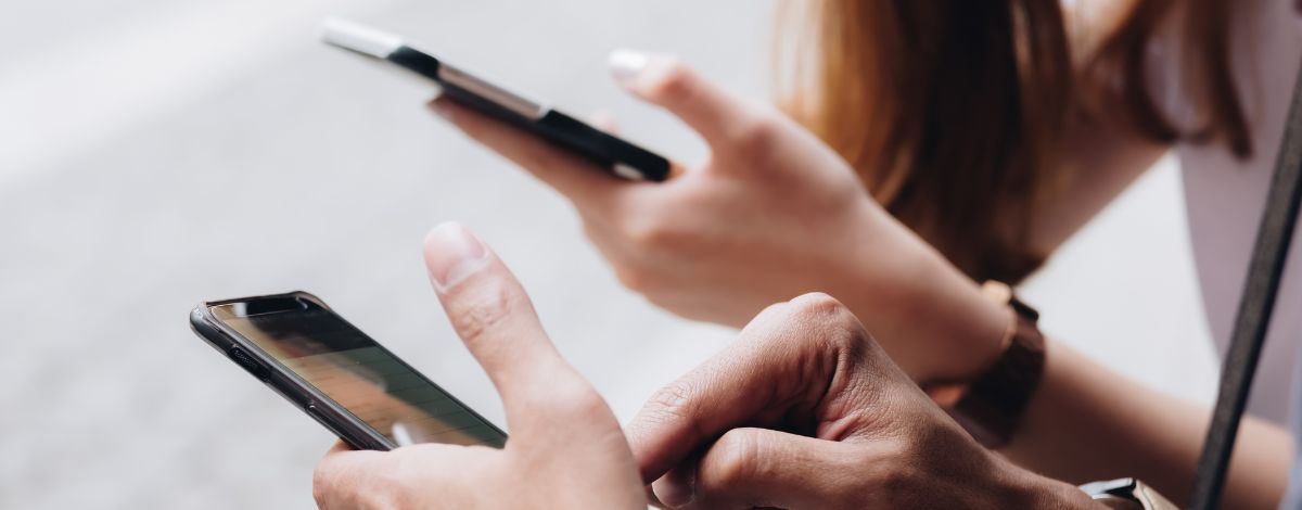 L’ impatto dei Social Media sull’ autostima: effetti, rischi e strategie