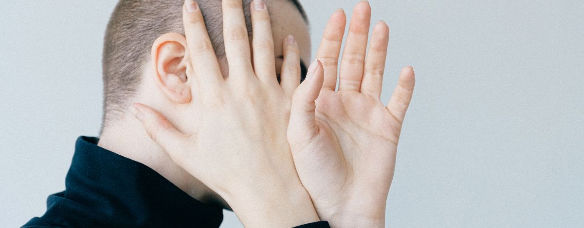 Sindrome dell’impostore: da dove nasce e come superarla